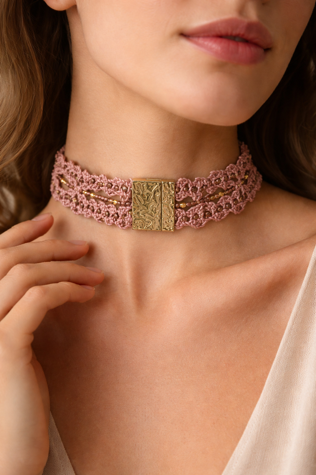 Lace Reverie Choker